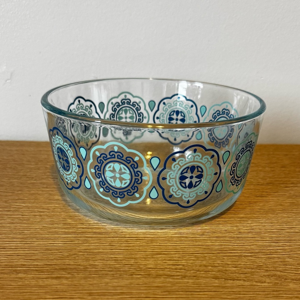 Pyrex Glass Bowl with Blue and Turquoise Medallion Pattern